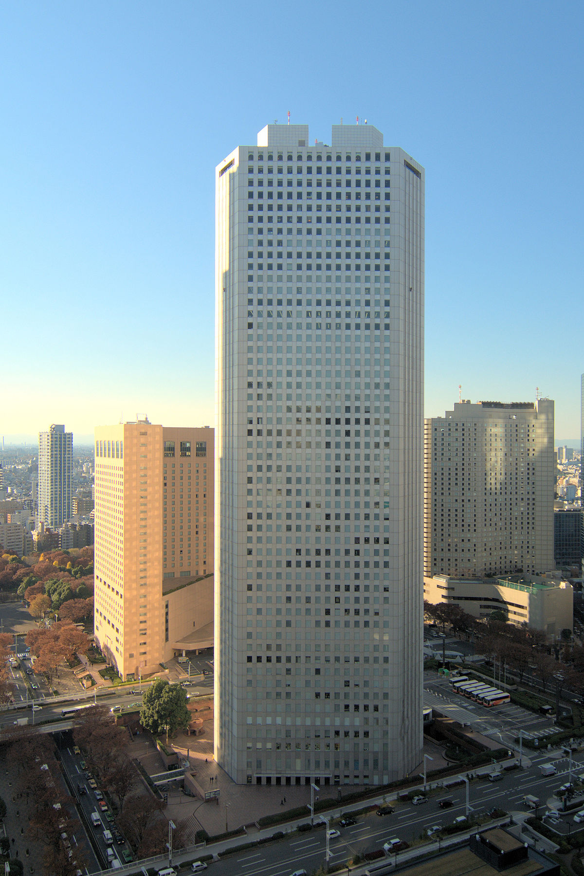 Shinjuku Sumitomo Tower Protective Coating Nippon Paint (NIPSEA)